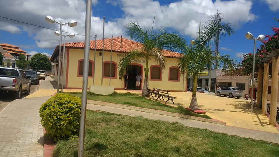 Rio do Antônio: Servidores municipais protestam devido a novo atraso de salário