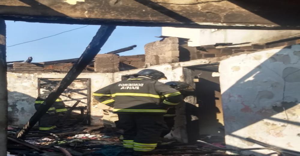 Incêndio residencial mata mãe e filho de 5 anos em Vitória da Conquista