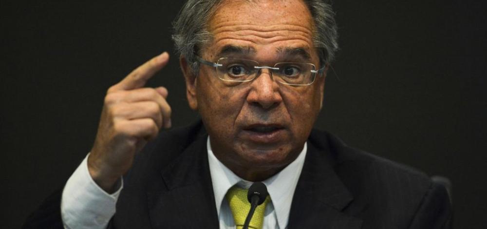 Ministério da Economia pode eliminar 170 mil cargos públicos