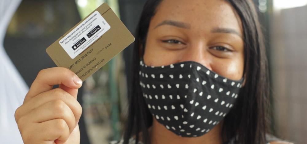 Governo da Bahia torna Bolsa Presença auxílio permanente; valor é ampliado