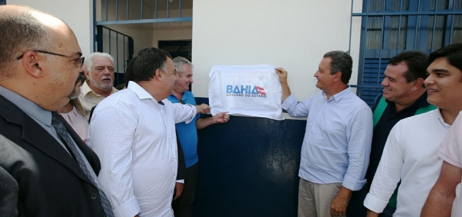 Com adutora de Iguatemi, prefeito de Livramento e comitiva buscam se promover com obra do governo da Bahia 