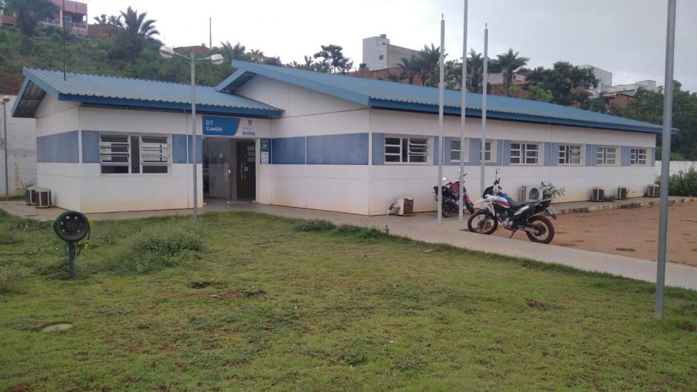 Baterias são furtadas de caminhão na cidade de Caetité