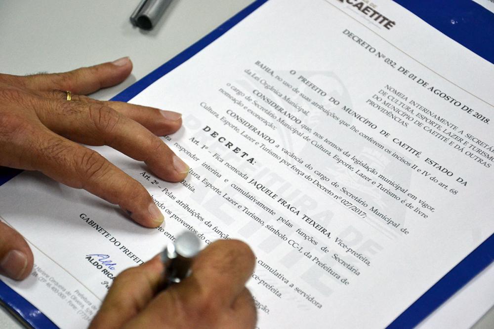 Caetité: Jaquele Fraga assume Secretaria Municipal de Cultura