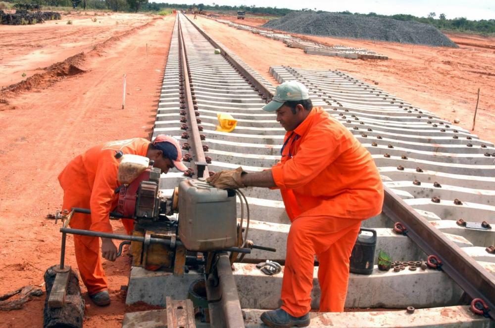 Cerca de 300 pessoas serão demitidas na região de Guanambi após obras da Fiol serem paralisadas na Bahia