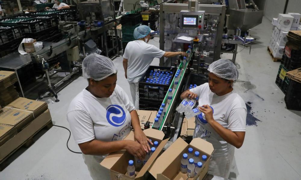 Produção industrial registra queda de 0,6% em abril, aponta Ibge