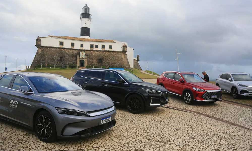 Produtora de carros elétricos, chinesa BYD anuncia 10 mil vagas de emprego na Bahia