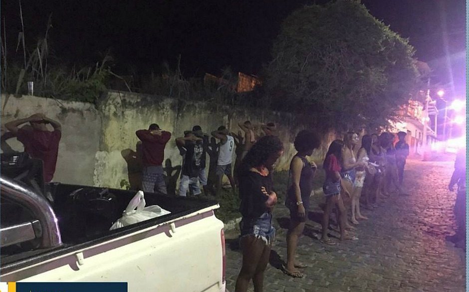 Cidade mais crítica no combate ao Covid-19 da Bahia, Ipiaú ignora isolamento e realiza Corona Fest 2