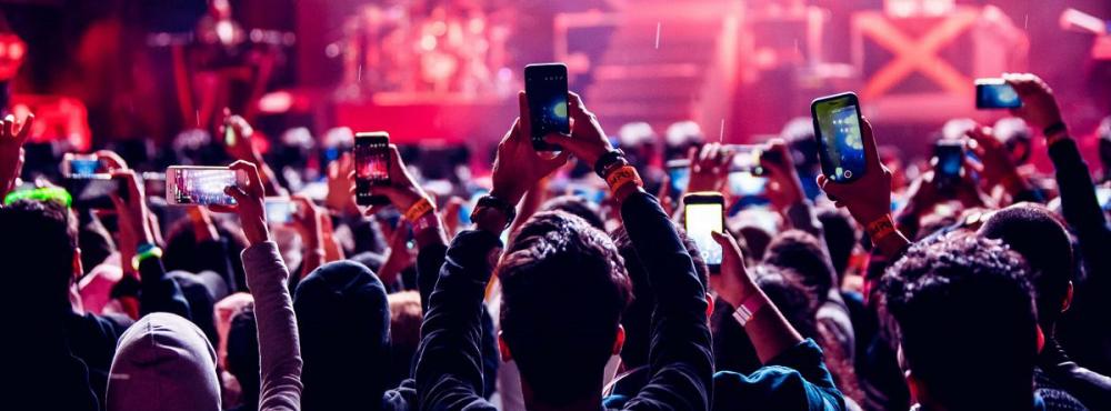 Novo decreto prevê punições para quem descumprir limite de público em eventos