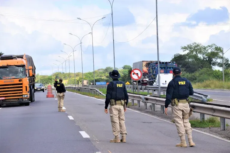 Passageiro é preso com quase 14 kg de cocaína em Jequié