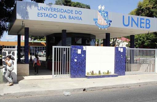 UNEB divulga lista dos aprovados no vestibular 2015