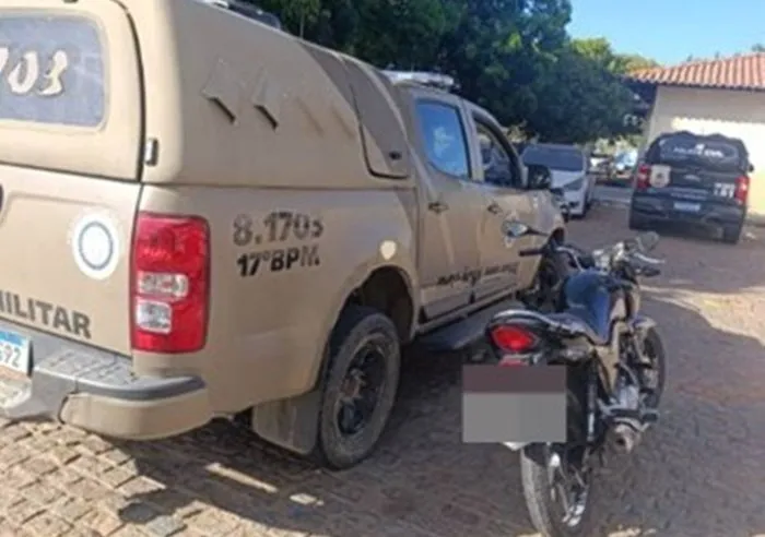 Motocicleta com restrição de furto é apreendida no bairro Monte Pascoal, em Guanambi
