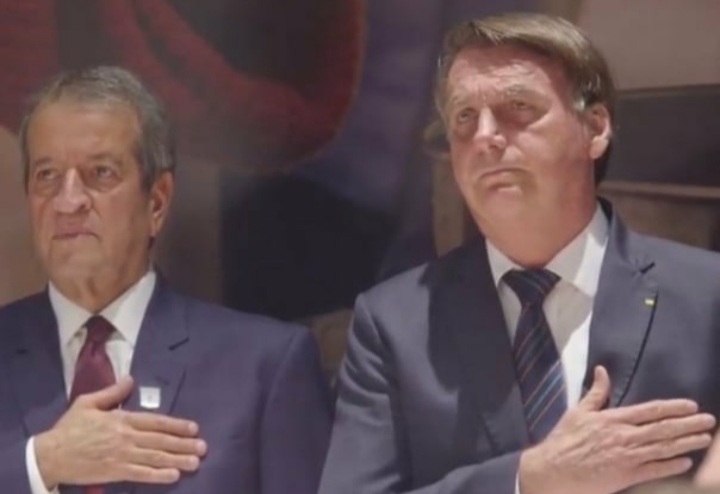 Bolsonaro está de casa nova; presidente se filiou ao PL de Valdemar Costa Neto