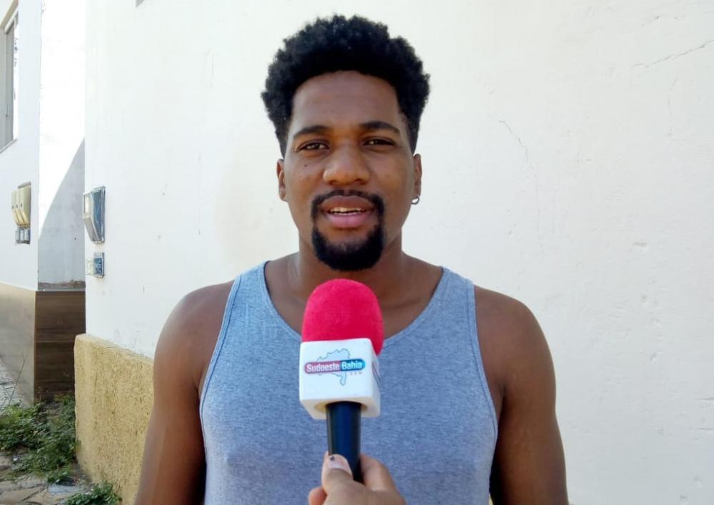 Em entrevista ao ‘Sudoeste Bahia no ar’ vítima de tiro durante 8º Carnaval da Diversidade em Caetité dá detalhes sobre o caso 