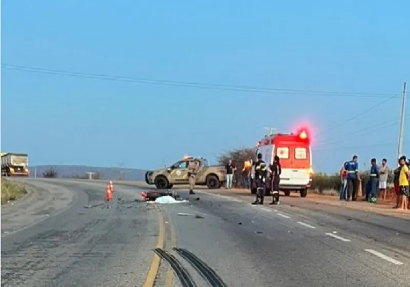 Região: Motociclista morre após colisão frontal com carreta na BA-262