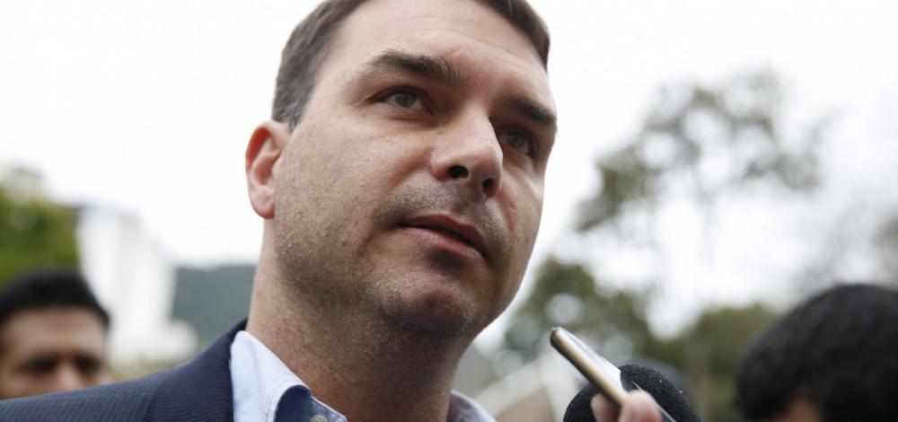 PSL do Rio processa MP após investigações contra Flávio Bolsonaro