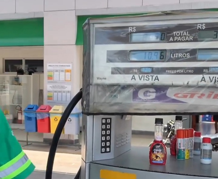 Gasolina já está sendo vendida a R$ 7,30 em Livramento de Nossa Senhora 