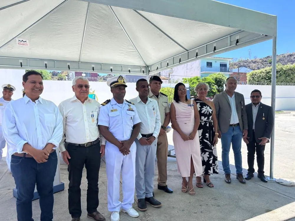 Marinha destaca parceiros com Medalha Amigo da Marinha em Bom Jesus da Lapa