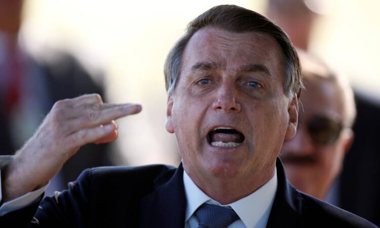 'Não compraremos vacina da China', diz Bolsonaro
