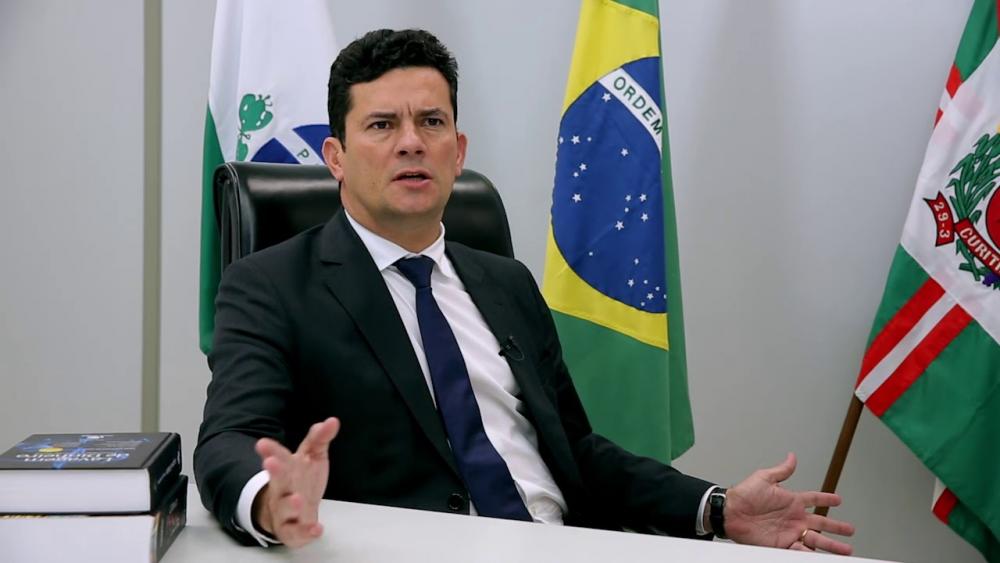 Moro justifica silêncio sobre movimentações financeiras de Bolsonaro: 'Inapropriado'