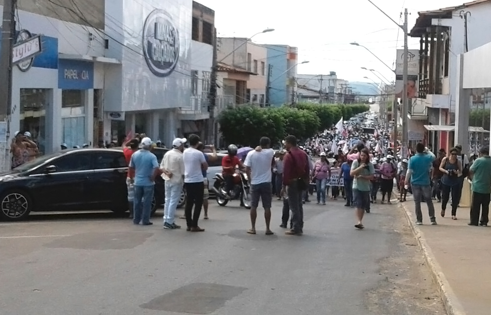 Caetité: populares, sindicatos e professores se mobilizam pela Greve Geral 