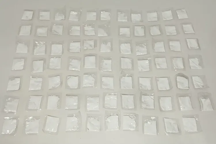 PM apreende 76 papelotes de cocaína e prende suspeito em Macaúbas