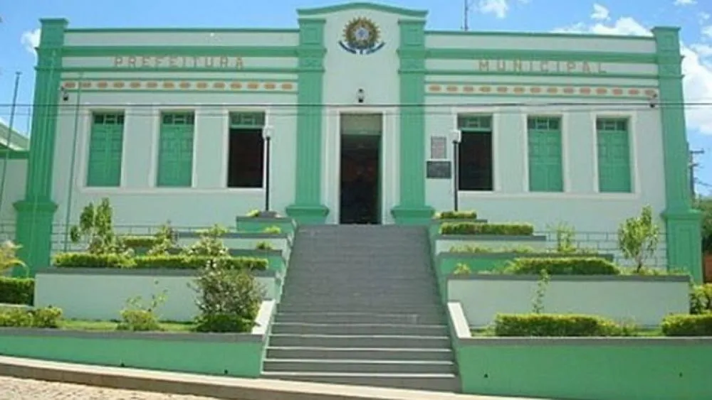 Justiça suspende processo seletivo da Prefeitura de Riacho de Santana