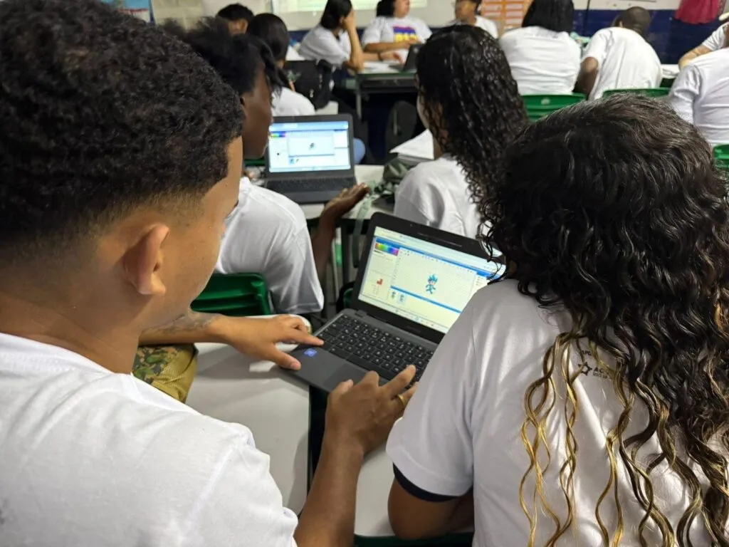CNE aprova regras para uso de inteligência artificial em escolas e universidades