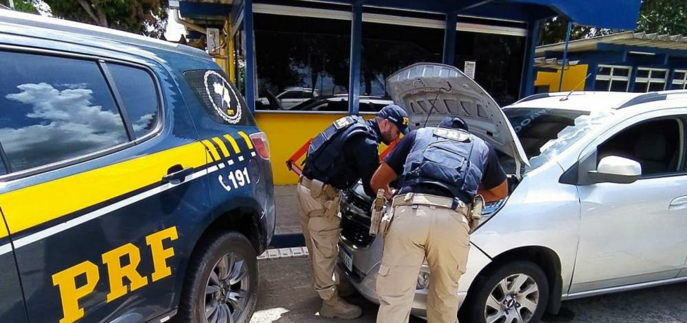 Em pouco mais de duas horas, PRF apreende dois carros com registro de roubo na Bahia