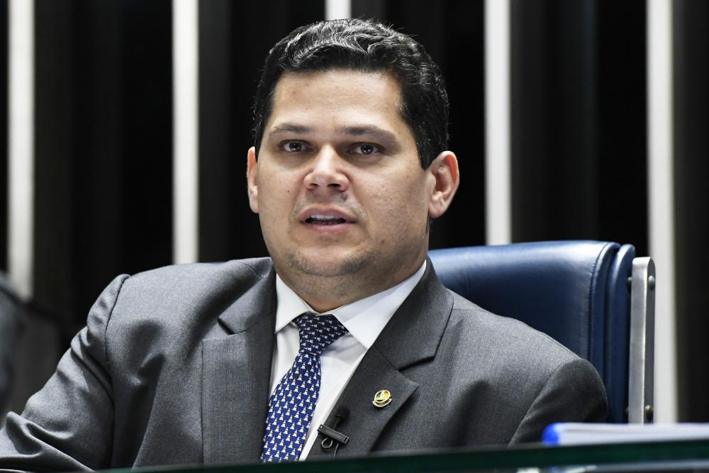 Presidente do Senado mantém sigilo de gastos com verba de gabinete