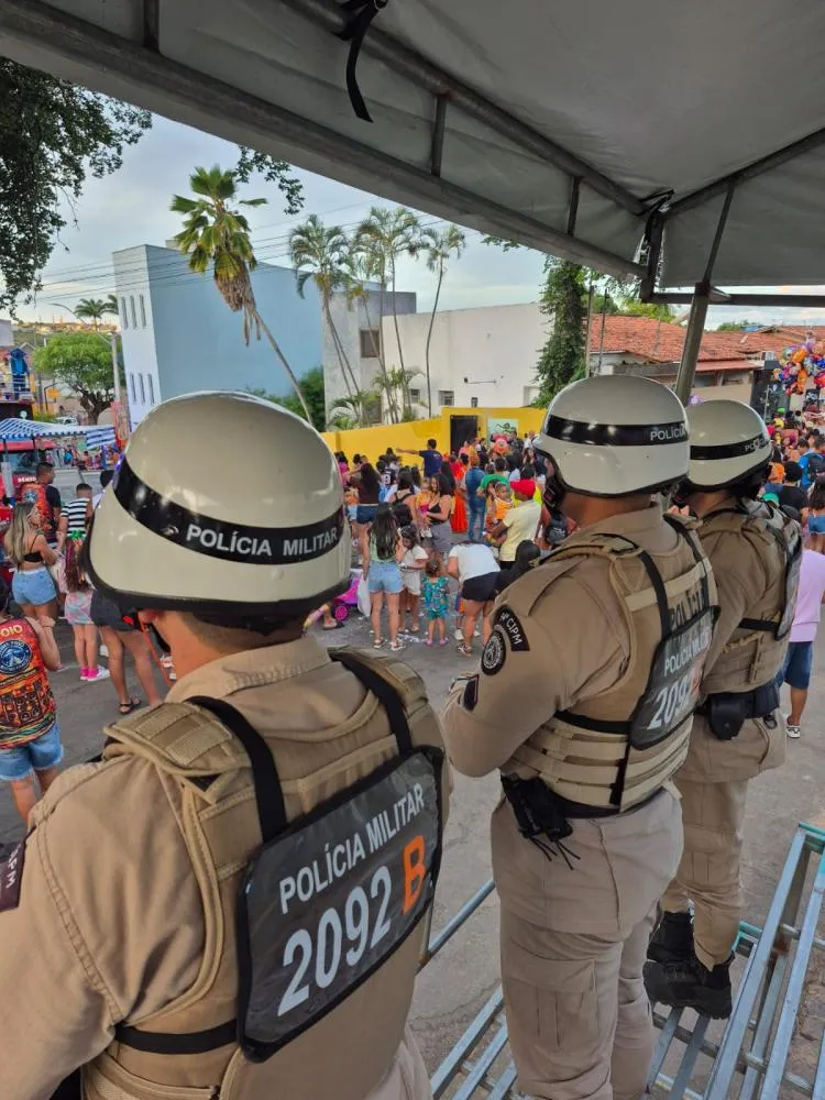 Com 169 policiais, PM assegura Carnaval sem violência em Caetité