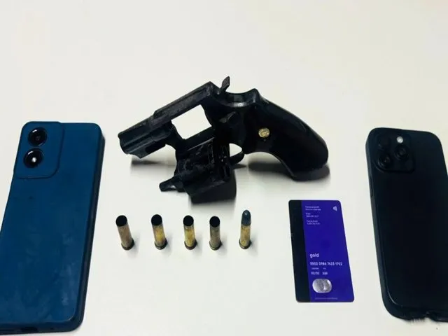 Suspeito de assalto a banco morre após confronto com policiais em Oliveira dos Brejinhos