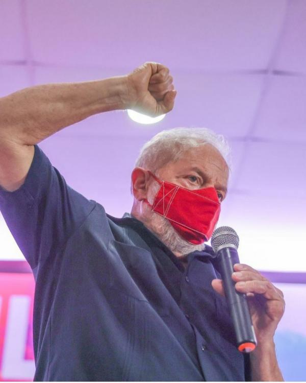 Juíza rejeita denúncia do MP contra Lula no caso do sítio de Atibaia e extingue punição