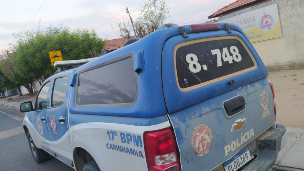 Homem é preso por ameaçar pessoas com facão em Carinhanha 