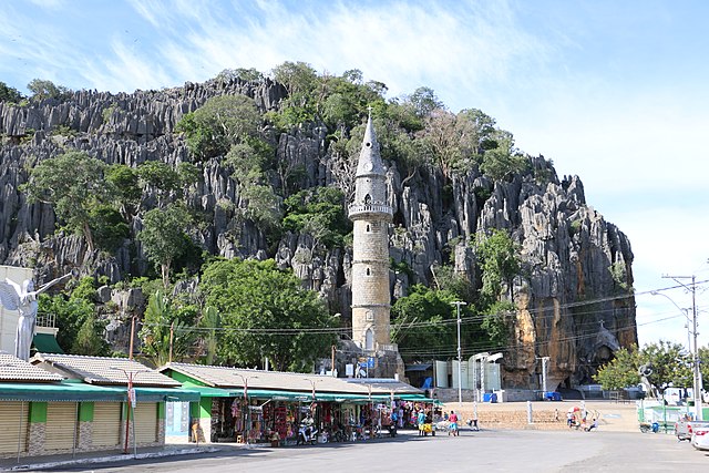 Lapa: Homem é preso suspeito de importunação sexual contra a filha 