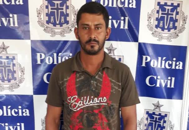 Acusado de homicídio que estava foragido da Justiça é preso em Carinhanha 