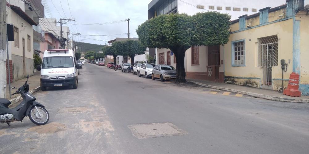 Caetiteense tem celular roubado após sair de academia