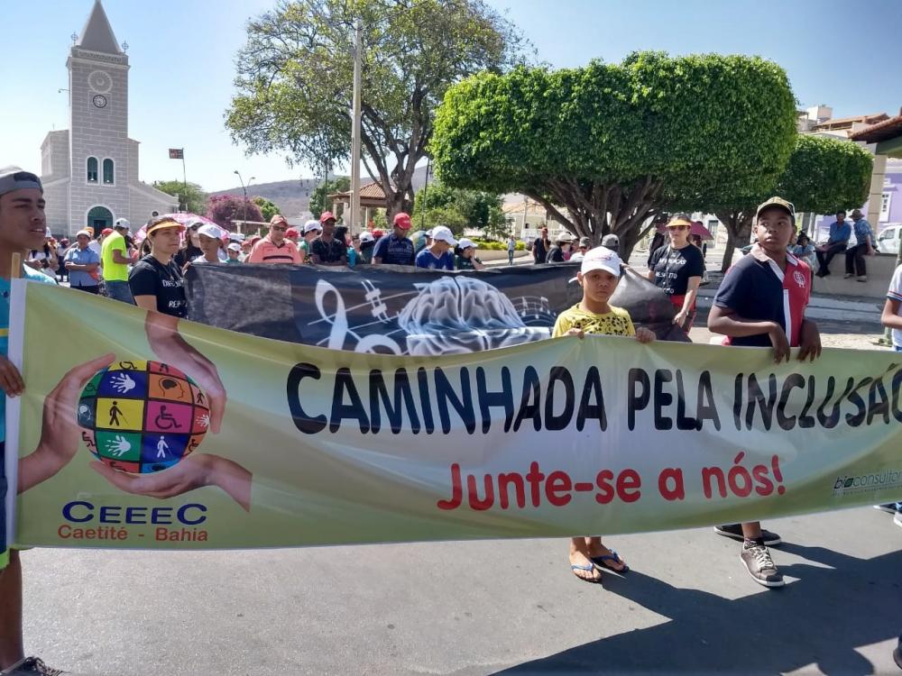 Foi realizada em Caetité a 8ª edição da Caminhada pela Inclusão