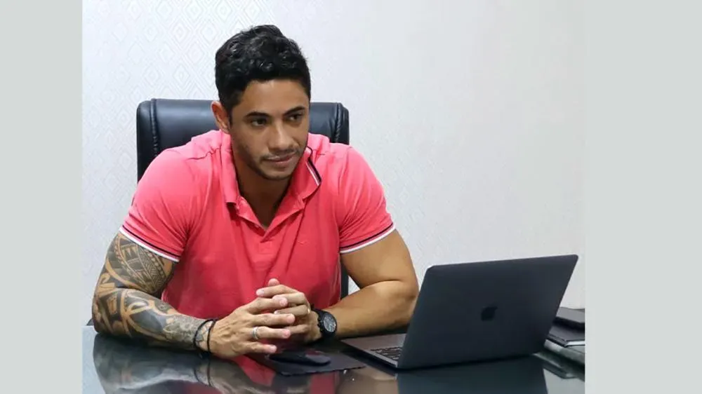 Polícia apura falsa identidade contra secretário em Ibotirama