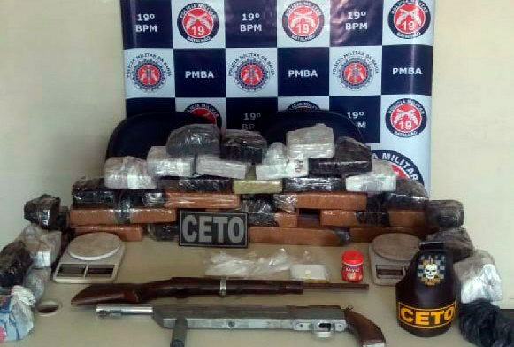 Polícia Militar localiza cerca de 21 quilos de maconha em Jequié