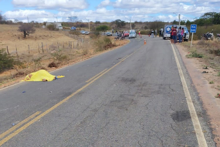 Região: Adolescente morre após caminhão colidir com motocicleta na BA-148