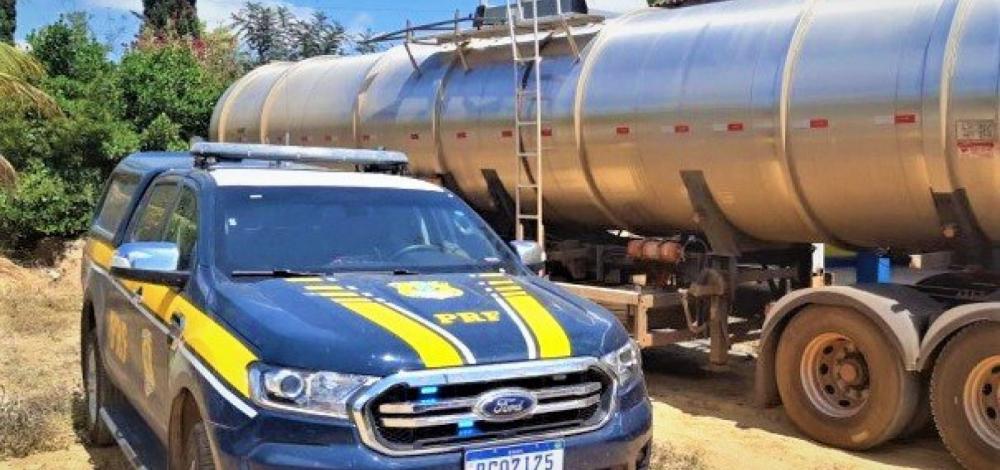 Chapada Diamantina: PRF apreende carreta de combustível com nota fiscal fraudada