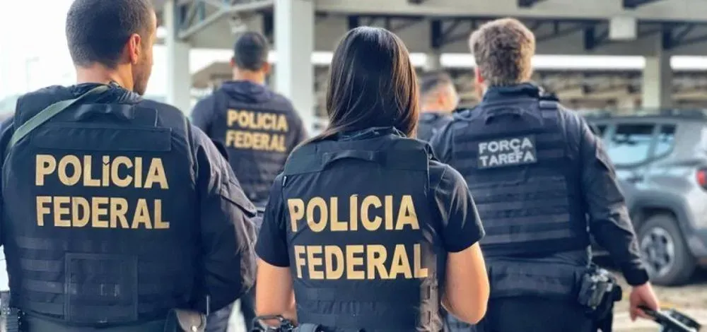 Polícia Federal faz nova fase da Operação Sem Desconto e mira familiares de senador