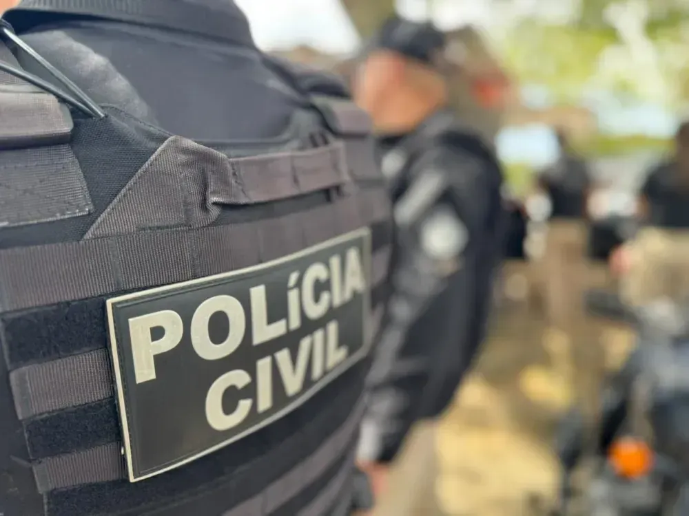Investigado por homicídio é capturado e tem arma do crime apreendida em Manoel Vitorino