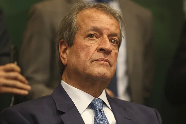 Cúpula do PL dá prazo para avaliar viabilidade da candidatura de Flávio Bolsonaro
