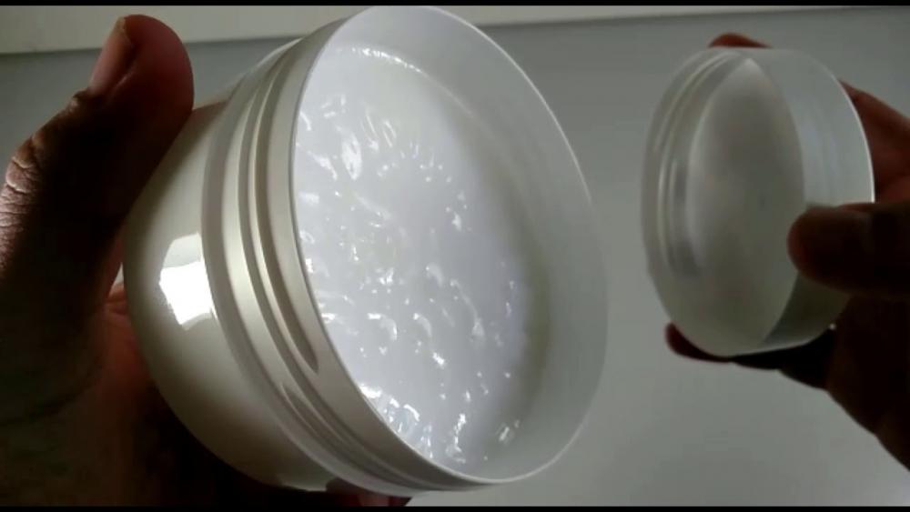 Anvisa proíbe comercialização de pomadas para trançar e modelar cabelos