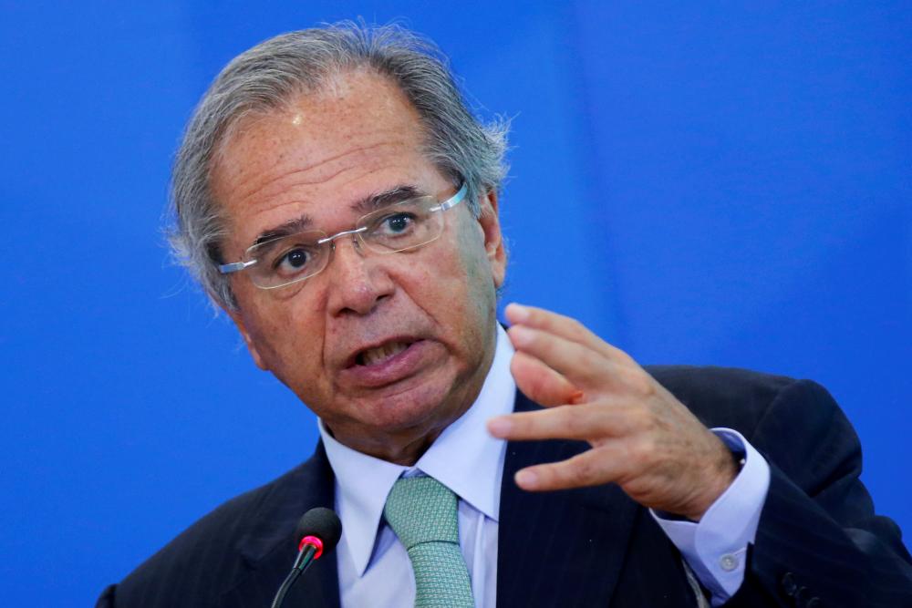 Paulo Guedes ameaça deixar governo se Bolsonaro recuar na agenda de reformas