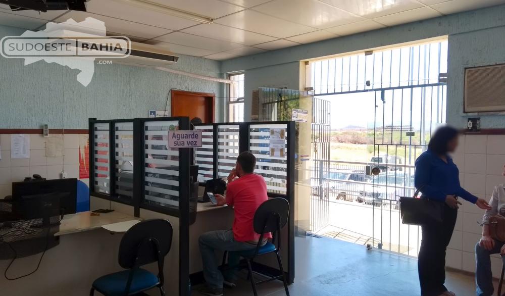 Adolescente é assalto e tem celular roubado quando retornava da escola em Guanambi