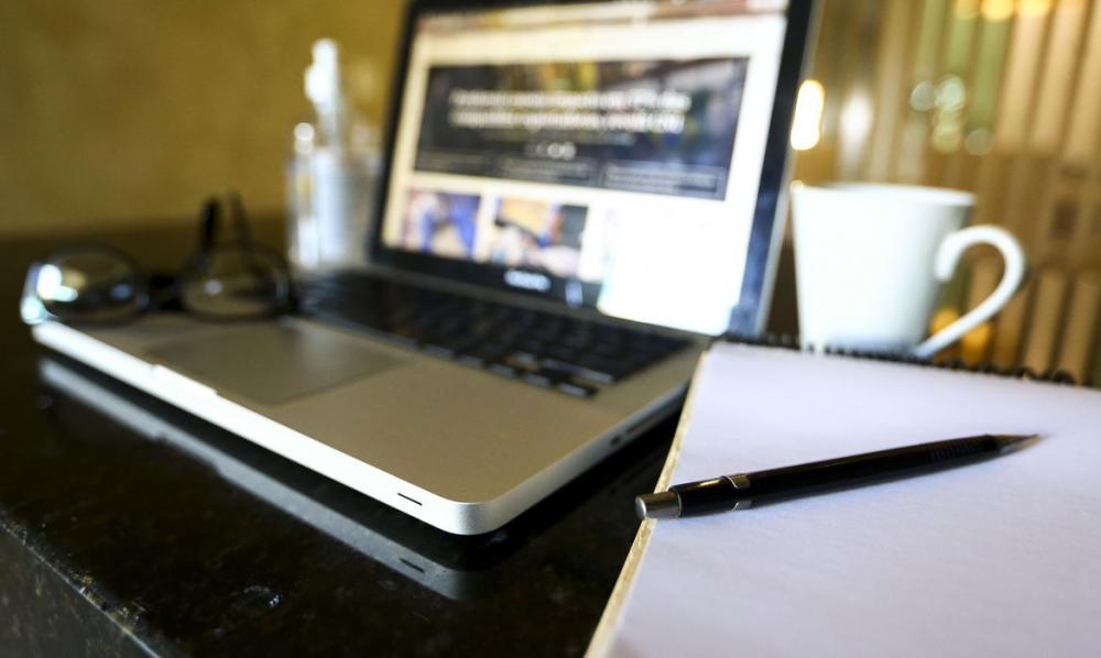 Afastamento de trabalhador por Covid-19 cai para 10 dias