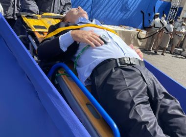 Vice-governador da Bahia tem mal-estar durante solenidade da PM 