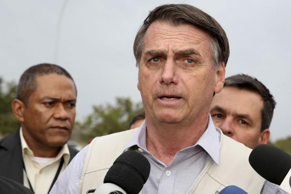 'Dei sinal verde para estudar a privatização dos Correios', diz Bolsonaro